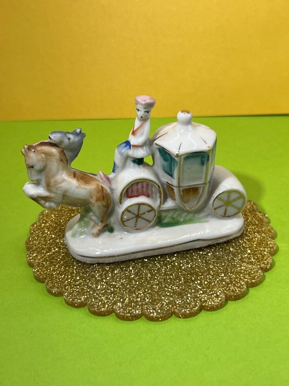 Miniature Horse Drawn Carriage Victorian Porcelain Vintage Occupied Japan